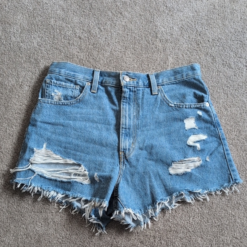 High-Waisted Blue Jean Shorts with Frayed Hem